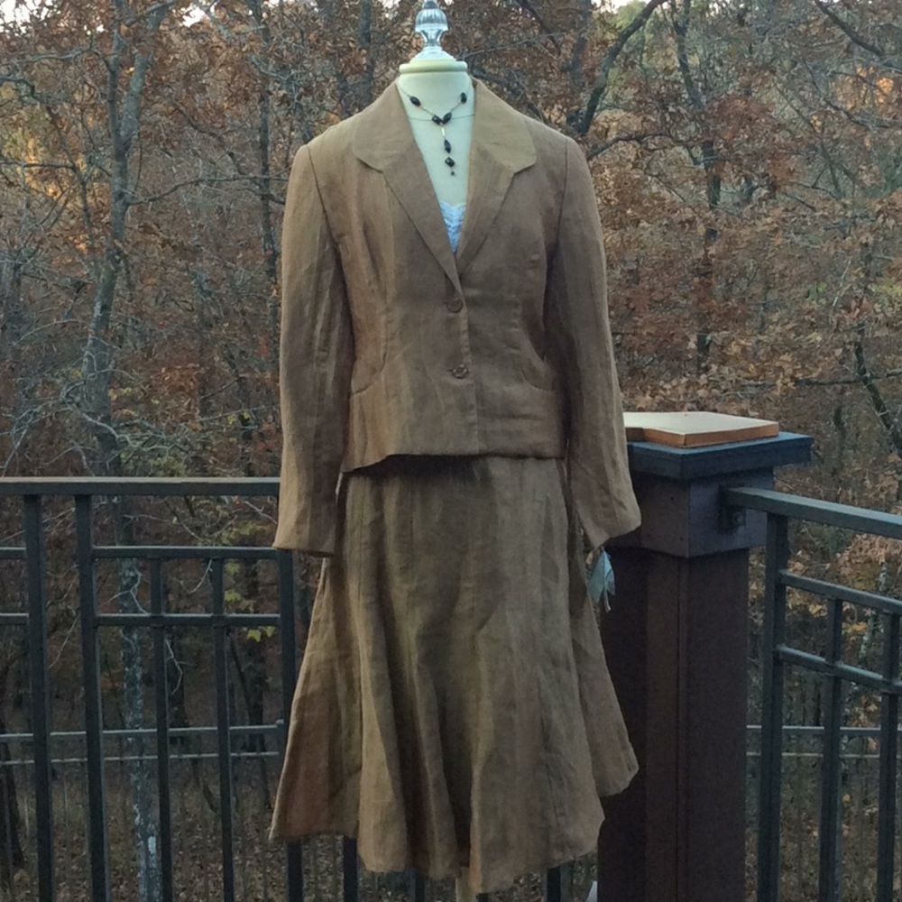 Zoey Shiny Caramel Suit